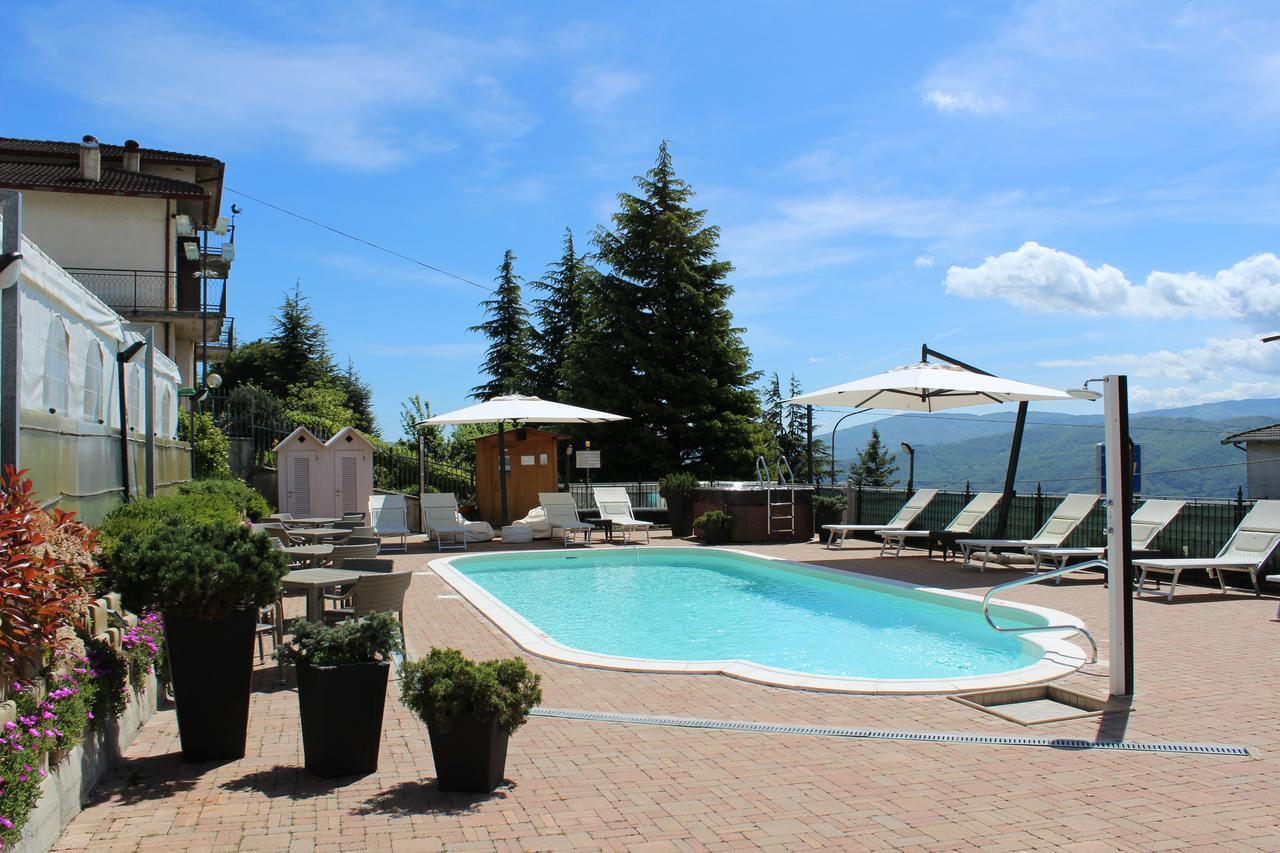 Albergo Ristorante Miramonti Toano Bagian luar foto